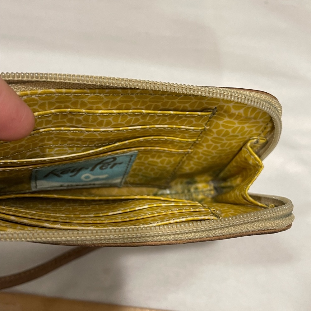 Fossil Key-Per Zippered Wristlet - image 6